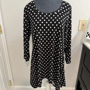 Fashque Studio Polka Dot Stretch Top Size M